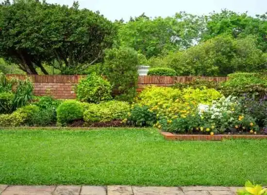 landscaping services Southmont